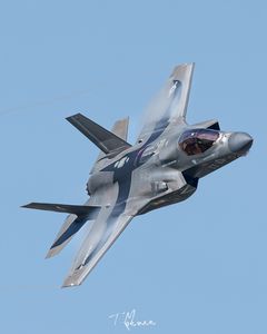 F35