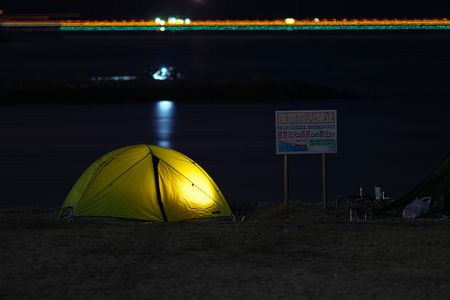 浜辺のキャンプ