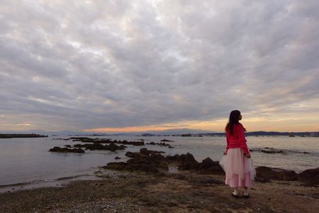 真名瀬海岸で　富士山 見えない