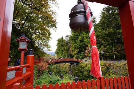 良縁を呼ぶ神橋
