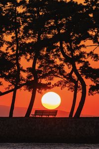 まん丸夕陽を見ながら1日お疲れ様でした！