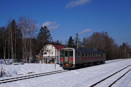 北に向かう鉄路はあなたの思いを受け継いでいます～１０１年目の「塩狩駅」キハ54