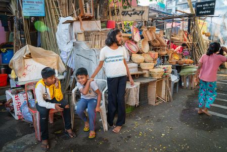 インド(24）竹雑貨の子供たち