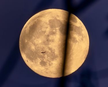 スーパームーン