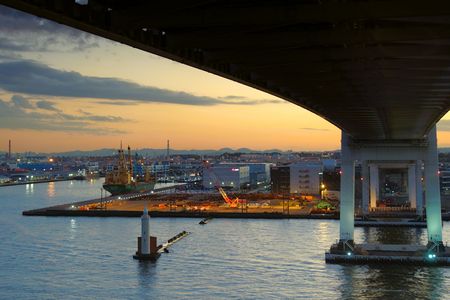 ﾍﾞｲﾌﾞﾘｯｼﾞの橋桁からの夕景