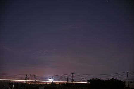 新幹線の夜景＋レモン彗星