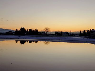 雪映す黄昏の静寂