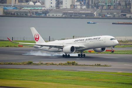 滑走路への優雅なアプローチ