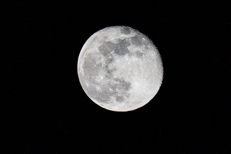 満月
