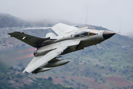 𝒯𝑜𝓇𝓃𝒶𝒹𝑜