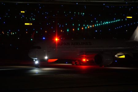 夜の羽田空港