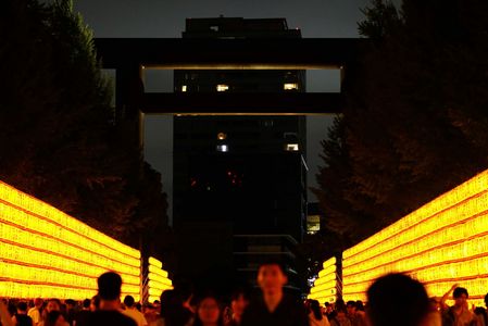 靖国神社　夏祭り