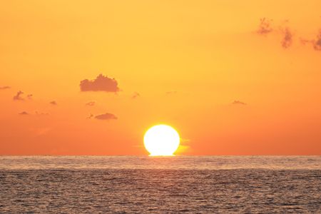 沈む夕陽からマジックアワー