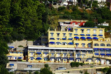 海沿いのホテル