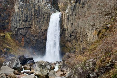 苗名滝　〜轟音〜