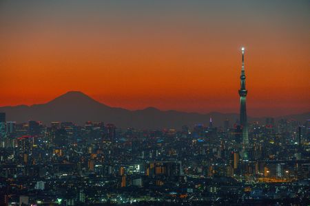富士山とスカイツリーのマジックアワーコラボ