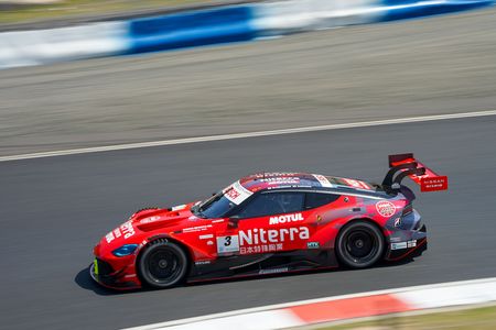 振り回し過ぎて首痛い