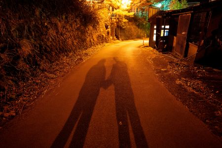 手を繋いで帰ろう