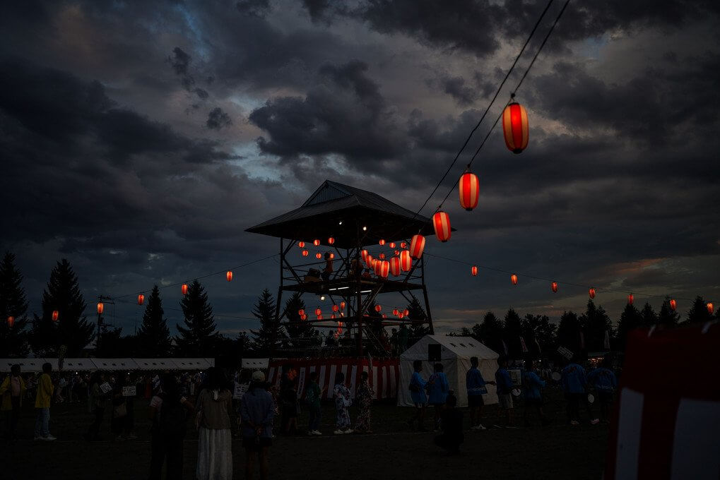 『交信』岸利徹さん