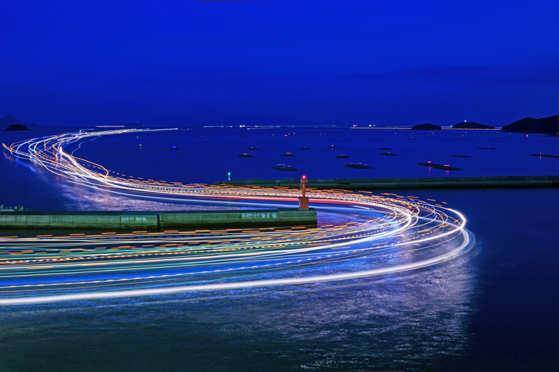 【入選】出漁の航跡 ふくろうさん