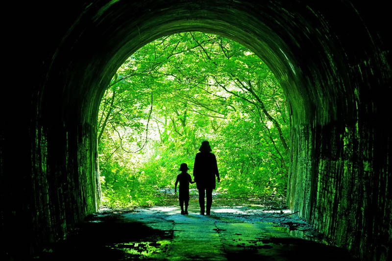 【入選】「トンネルを抜けて」サトヨコさん