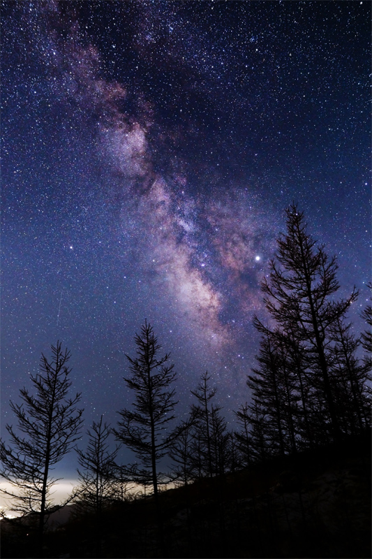 富士五合目からの眺め-雲海と天の川